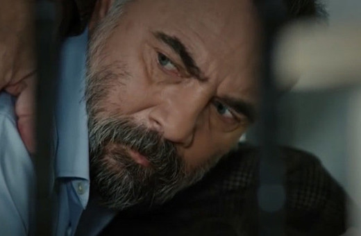 Eşkıya Dünyaya Hükümdar Olmaz'da Ünal öldü mü? Tarık Ünlüoğlu ayrıldı mı? 