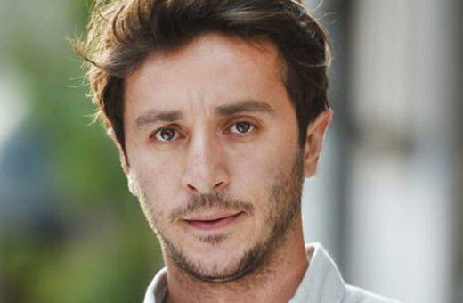 Kadın dizisi Emre Ahmet Rıfat Şungar kimdir bakın hangi dizilerde oynamış