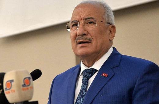 Burhanettin Kocamaz'dan eski partisine 'Kimsenin tekelinde değil'