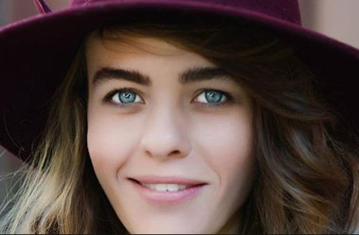 Tuğba Çom kimdir aslen nereli Jet Sosyete'nin yıldızı oldu