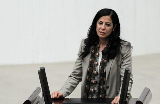 Eski HDP Batman Milletvekili Ayla Akat Ata tutuklandı