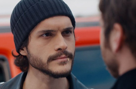 Çukur 18. yeni bölüm 2. özel sahne: Emrah Amir, meslektaşından özür diliyor