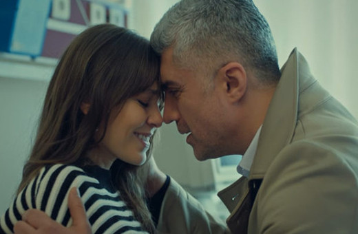 İstanbullu Gelin son bölümde Nil Karaibrahimgil rüzgar esti