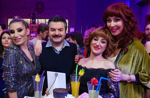 İrem Derici Jet Sosyete’ye konuk oldu