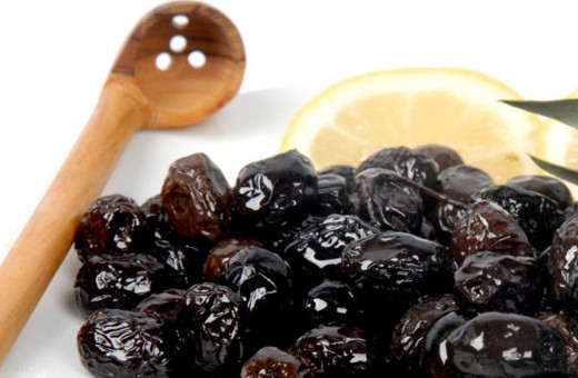 Sahurda ne yersek tok tutar bu ikisini yemeyin acıkır ve susarsınız