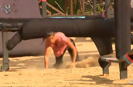 Survivor'da Nagihan ve Merve arasında nefes kesen mücadele!
