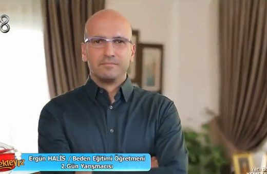 Yemekteyiz Ergün Halis kimdir kaç yaşında masayı karıştıran sözleri!