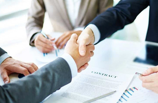 Dolardaki yükseliş dev holdingle sözleşmeyi iptal ettirdi