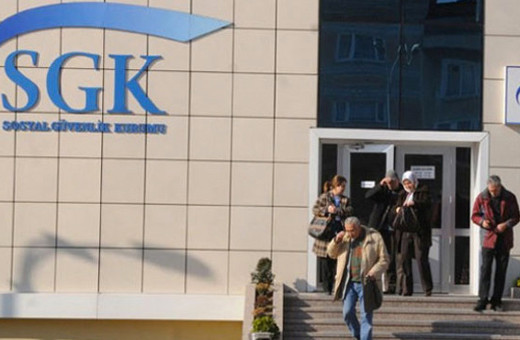 Emekli fark ödemesi kaç para 1. grup zamlı maaş ayın kaçında?