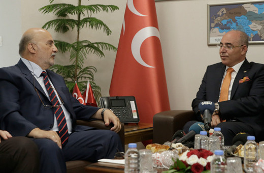 MHP'ye bayram ziyaretlerinde dolar konuşuldu