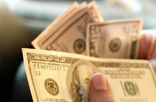 Dolar gözünü yukarı dikti ilk güne rekorla başladı