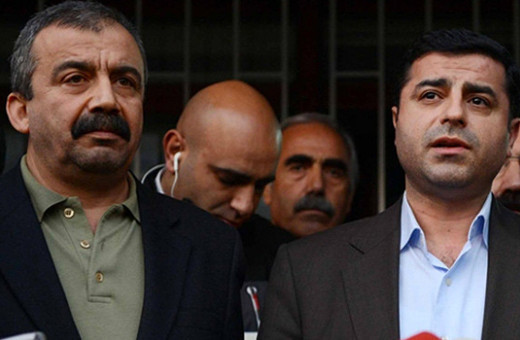 Mahkeme kararını verdi! Sırrı Süreyya Önder'e hapis cezası