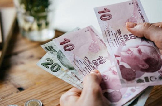 Emeklilerin 498 lira fazla maaş alacaklar işte maaşın yatacağı tarih