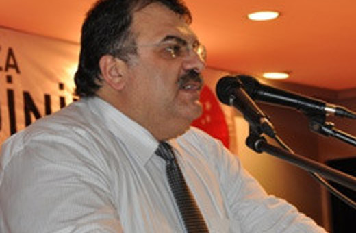 Saadet İstanbul teşkilatında deprem