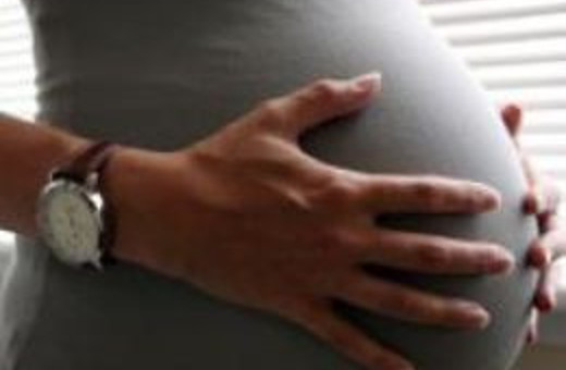 Doğum yapana yarım mesai yarım maaş