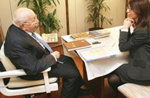 Demirel'e namazı Hoca öğretmiş!