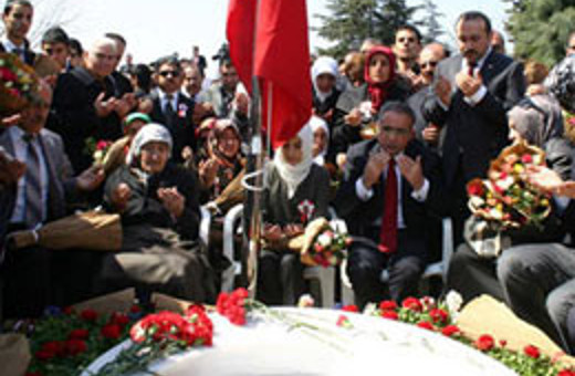 Yazıcıoğlu ölümünün ikinci yılında anıldı