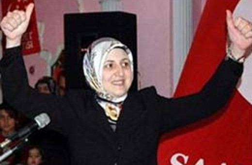 Erbakan'ın kızı AK Parti için ağır konuştu