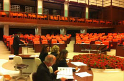 Sırrı Süreyya'yı bu fotoğrafla vurdular