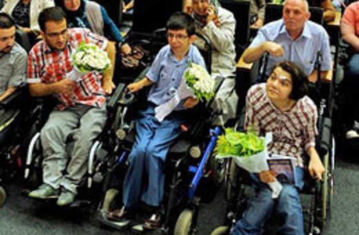 Engellilere Başbakan'dan atama müjdesi