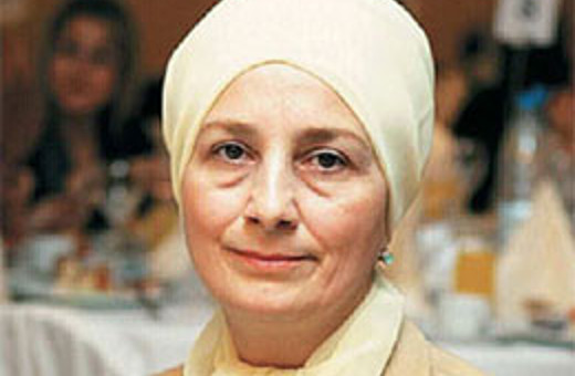 Kamalak'ın eşine türban şoku!