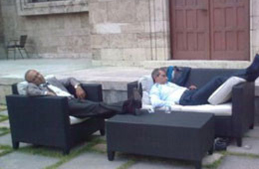 Uyurken görüntülenen vekilden tepki