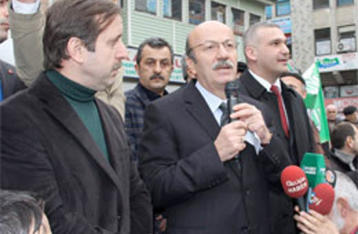 Adaylığını açıklayan Bekaroğlu'na şok tepki