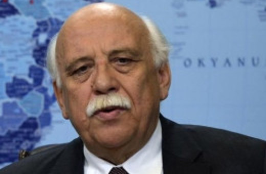 Avcı'dan güldüren Davutoğlu gafı!