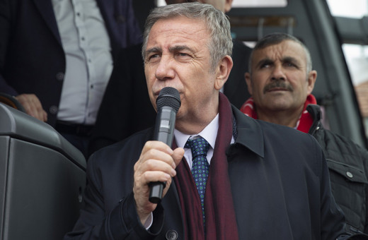 Mansur Yavaş'tan ikinci operasyon! O ismi görevden aldı