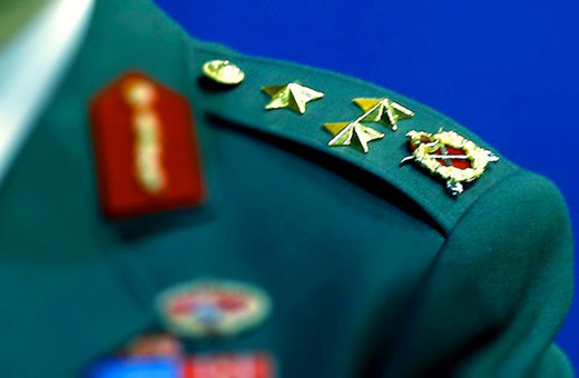 Orgeneralin derdest edilmesi emrini aldıkları kişiye bakın!