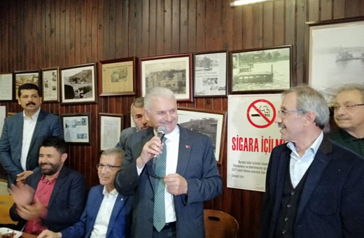 Binali Yıldırım'dan “Oyumuz senindir Başkan” diyen vatandaşa: Gaz vermeye devam et