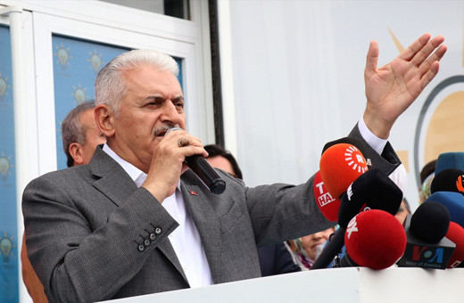 Binali Yıldırım'dan "Urfalıyam Ezelden" türküsü! Payitahtı alacağız sloganları