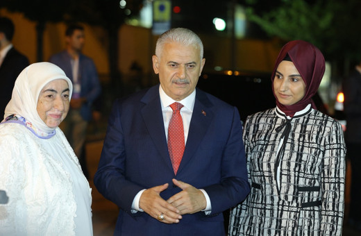 Binali Yıldırım ile Ekrem İmamoğlu arasındaki 'yalan' atışması