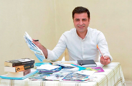 Selahattin Demirtaş: Abdullah Öcalan ile aramızda rekabet yok