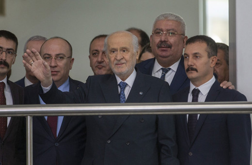 Devlet Bahçeli'den sakalıyla ilgili yorumlara bomba cevap espiriyi patlattı