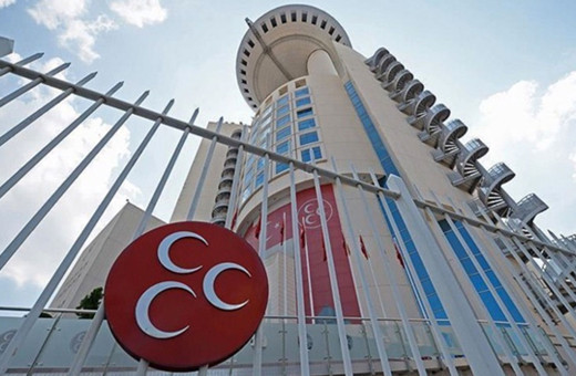 MHP Nazilli İlçe Başkanı ve yönetimi istifa etti