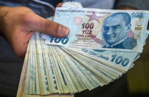 Emekliler asgari ücret oranında zam istedi!