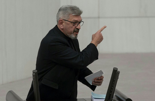 Cihangir İslam istifa etti Saadet Partisinin Mecliste tek vekili kaldı