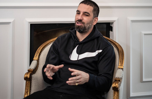 Arda Turan galibiyetiyle konuşuluyor! İlk maçta yüzü güldü...