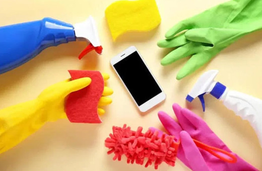 Virüs telefon yüzeyinde canlı kalıyor peki telefon nasıl dezenfekte edilmeli