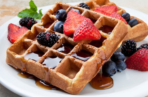 Hem yaparken hem yerken eğleneceğiniz waffle tarifi!