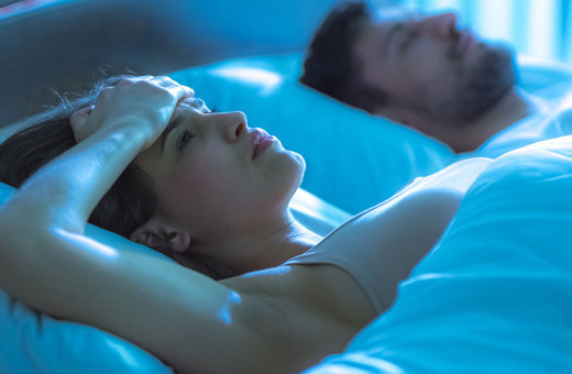 Uykuda terlemek normal mi tıbbi yardım gerekebilir!