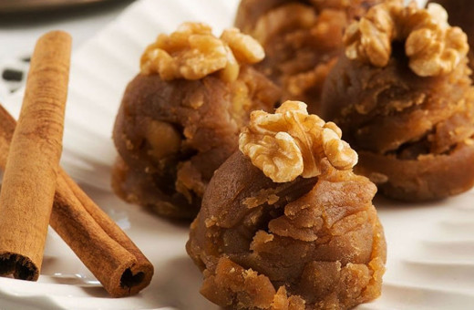 Tereyağlı Sütlü Un Helvası nasıl yapılır?