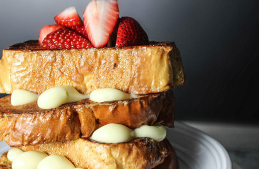 Ballı kaymaklı Fransız tostu tarifi yapımı çok kolay!