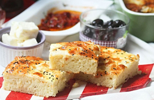 Tepsi çöreği nasıl yapılır kahvaltılık pratik lezzet!