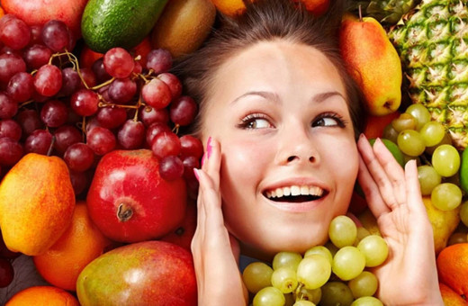 Cildi gençleştirip parlatan 8 faydalı besin!