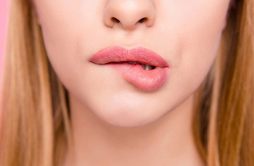 Dudak çatlamasını geçiren doğal tavsiyeler!