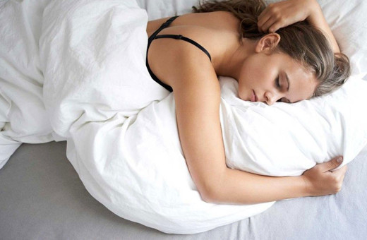 Aşırı uyku uyuyorsanız dikkat erken ölüm riski var!