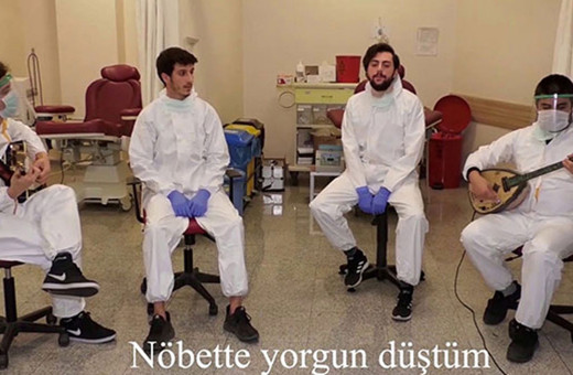 Sağlık çalışanlarının ‘Covid’ şarkısı beğeni yağmuruna tutuldu