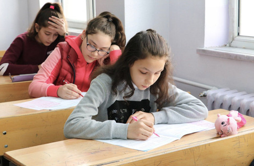 Okullar 4 güne mi düşecek? Yusuf Tekin canlı yayında son noktayı koydu